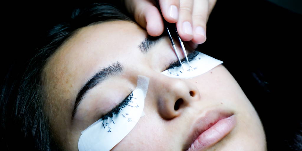 How Long Can You Have Eyelash Extensions? The Lash Professional